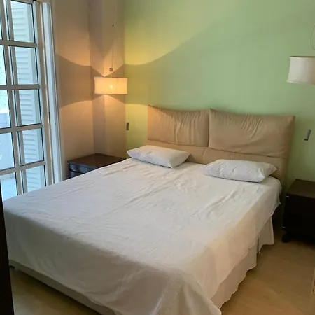 Residencial Com Servicos 45 Metros Decorado Com Sala, Suite, Cozinha Quadra Da Praia De Copacabana Rio de Janeiro Exterior photo