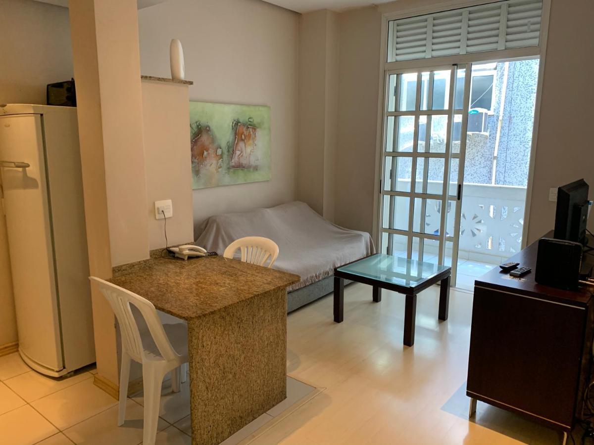 Residencial Com Servicos 45 Metros Decorado Com Sala, Suite, Cozinha Quadra Da De Copacabana