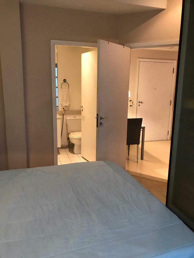 Residencial Com Servicos 45 Metros Decorado Com Sala, Suite, Cozinha Quadra Da De Copacabana Apartment *